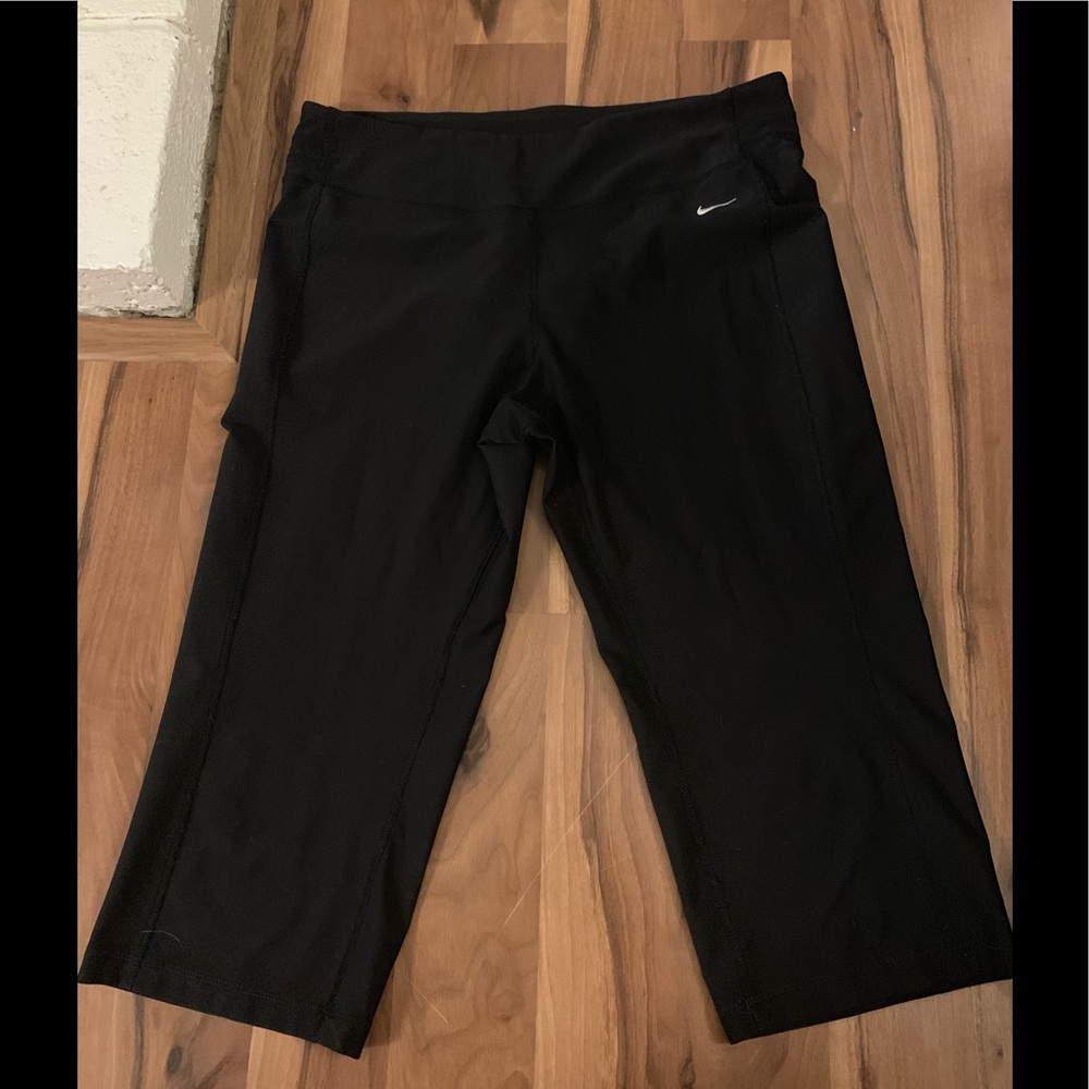 Nike DriFit Crops size L